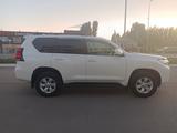 Toyota Land Cruiser Prado 2018 года за 22 000 000 тг. в Актобе – фото 4