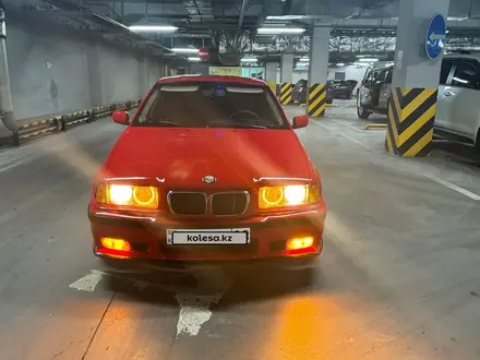 BMW 320 1995 года за 2 150 000 тг. в Алматы