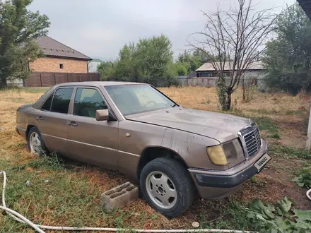 Mercedes-Benz E 230 1992 года за 650 000 тг. в Алматы – фото 5