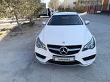 Mercedes-Benz E 200 2015 годаүшін11 500 000 тг. в Актау – фото 3