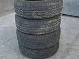 Шины Toyo 235/65/17 за 20 000 тг. в Семей