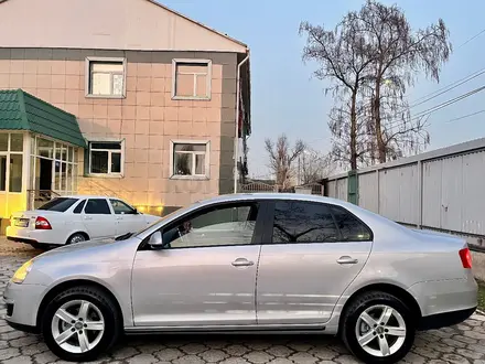 Volkswagen Jetta 2008 года за 3 000 000 тг. в Тараз – фото 5