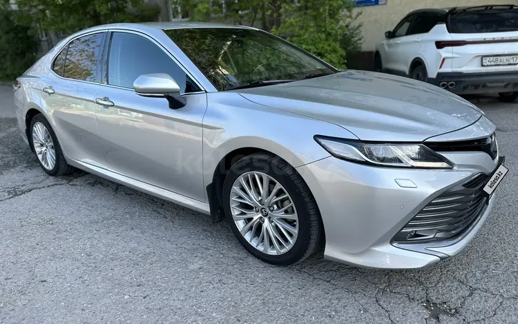 Toyota Camry 2018 года за 12 500 000 тг. в Шымкент