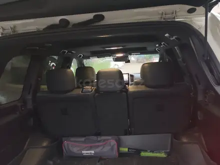 Toyota Land Cruiser 2018 года за 37 000 000 тг. в Актобе – фото 14