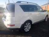 Mitsubishi Outlander 2012 годаfor6 500 000 тг. в Актобе – фото 4