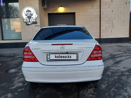 Mercedes-Benz C 200 2005 года за 4 200 000 тг. в Павлодар – фото 4