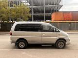 Mitsubishi Delica 2002 годаүшін6 500 000 тг. в Алматы