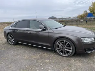 Audi A8, 2013
