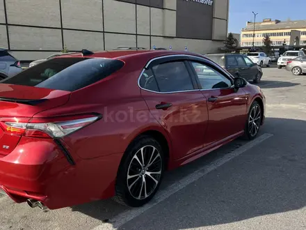 Toyota Camry 2019 года за 10 500 000 тг. в Тараз – фото 5