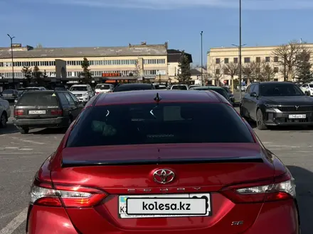 Toyota Camry 2019 года за 10 500 000 тг. в Тараз – фото 7