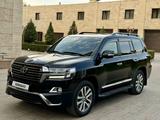 Toyota Land Cruiser 2017 года за 32 000 000 тг. в Алматы – фото 2