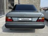 Mercedes-Benz E 230 1991 годаүшін2 290 000 тг. в Шымкент – фото 4