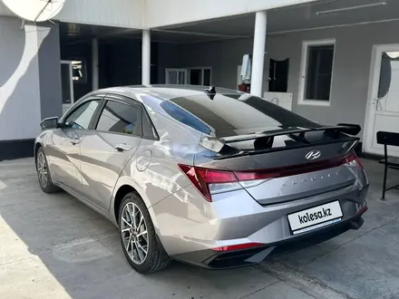 Hyundai Elantra 2021 года за 9 250 000 тг. в Тараз