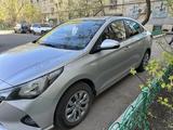 Hyundai Accent 2021 года за 8 400 000 тг. в Астана – фото 2