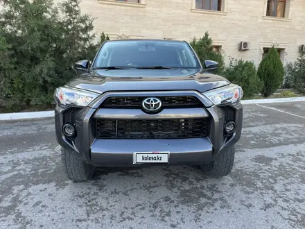 Toyota 4Runner 2014 года за 14 500 000 тг. в Актау – фото 3