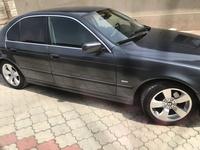 BMW 528 1998 годаүшін4 000 000 тг. в Тараз