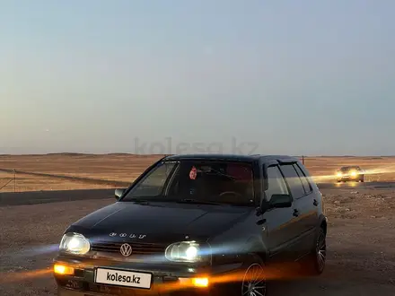 Volkswagen Golf 1995 года за 1 800 000 тг. в Караганда – фото 5