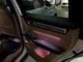 Porsche Cayenne 2023 года за 70 000 000 тг. в Алматы – фото 18