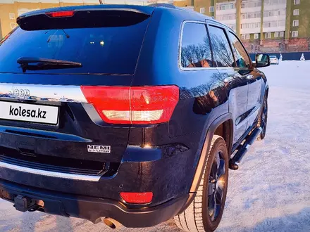 Jeep Grand Cherokee 2011 года за 12 999 000 тг. в Караганда – фото 2