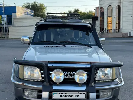 Toyota Land Cruiser Prado 2001 года за 6 900 000 тг. в Алматы – фото 2