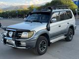 Toyota Land Cruiser Prado 2001 года за 6 900 000 тг. в Алматы