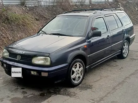 Volkswagen Golf 1993 года за 1 600 000 тг. в Алматы