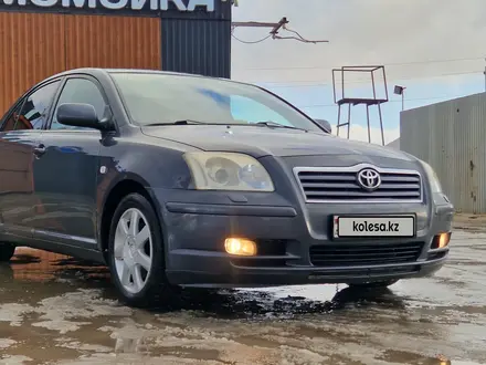 Toyota Avensis 2005 года за 3 500 000 тг. в Актау – фото 2