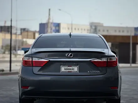 Lexus ES 300h 2015 года за 9 000 000 тг. в Актау – фото 6