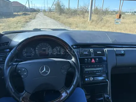 Mercedes-Benz E 55 AMG 2000 года за 10 000 000 тг. в Тараз – фото 10