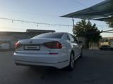 Volkswagen Passat 2017 годаүшін7 999 999 тг. в Шымкент – фото 3