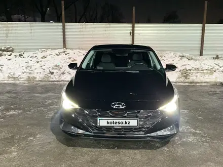 Hyundai Elantra 2021 года за 10 000 000 тг. в Алматы