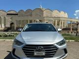 Hyundai Elantra 2018 года за 4 500 000 тг. в Уральск