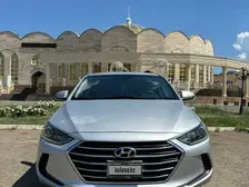 Hyundai Elantra, 2018
