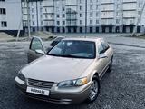 Toyota Camry 1998 года за 2 550 000 тг. в Семей