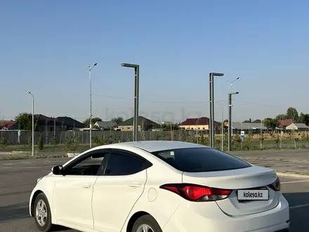 Hyundai Elantra 2015 года за 5 800 000 тг. в Шымкент – фото 7