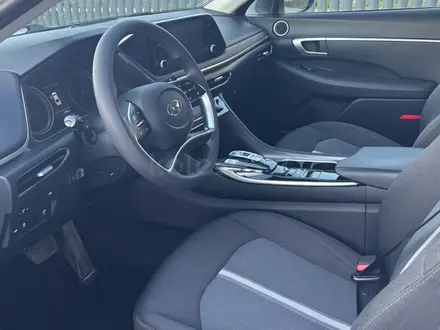 Hyundai Sonata 2020 года за 9 000 000 тг. в Уральск – фото 7