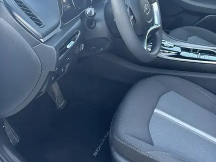 Hyundai Sonata 2020 года за 9 000 000 тг. в Уральск – фото 9