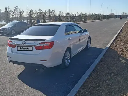 Toyota Camry 2014 года за 10 200 000 тг. в Астана – фото 15