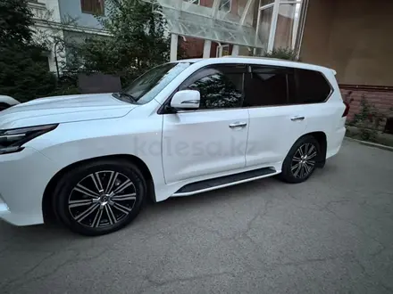 Lexus LX 570 2020 года за 46 000 000 тг. в Алматы – фото 18