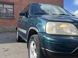 Honda CR-V 1997 года за 2 900 000 тг. в Астана – фото 2