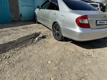 Toyota Camry 2004 года за 5 400 000 тг. в Караганда – фото 19