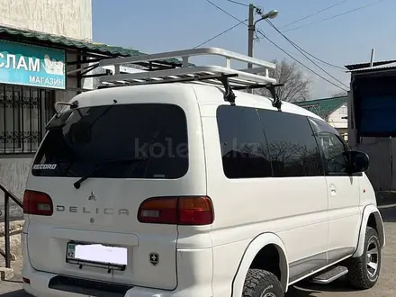 Mitsubishi Delica 2003 года за 7 000 000 тг. в Алматы – фото 3