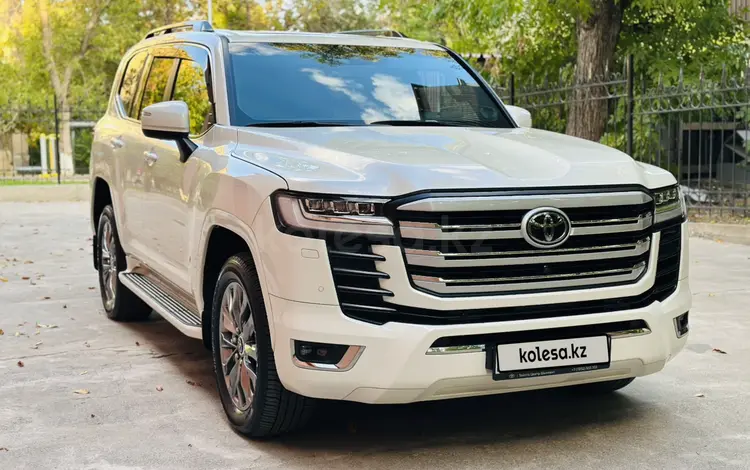 Toyota Land Cruiser 2024 года за 58 000 000 тг. в Шымкент