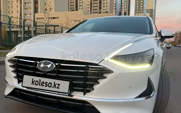 Hyundai Sonata 2021 годаfor13 100 000 тг. в Астана