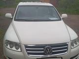 Volkswagen Touareg 2006 года за 4 200 000 тг. в Астана