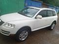 Volkswagen Touareg 2006 года за 4 200 000 тг. в Астана – фото 2