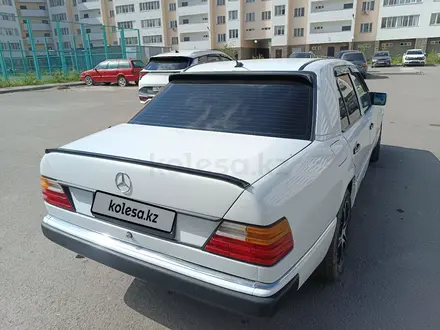 Mercedes-Benz E 230 1990 года за 2 000 000 тг. в Астана – фото 12