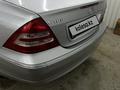 Mercedes-Benz C 200 2001 года за 3 600 000 тг. в Атырау – фото 5