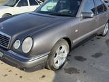 Mercedes-Benz E 280 1998 годаүшін4 200 000 тг. в Актобе