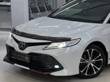 Toyota Camry 2021 года за 11 000 000 тг. в Астана